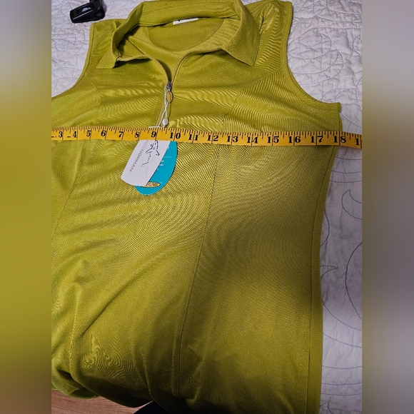 Greg Norman Play Dry Chartreuse Athletic Dress Women's Size Medium NWT - Picture 4 of 9